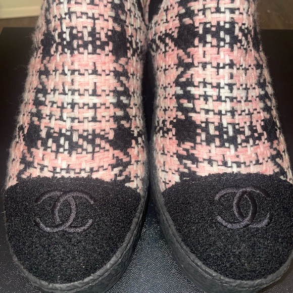 Authentic Chanel tweed booties - Picture 7 of 7